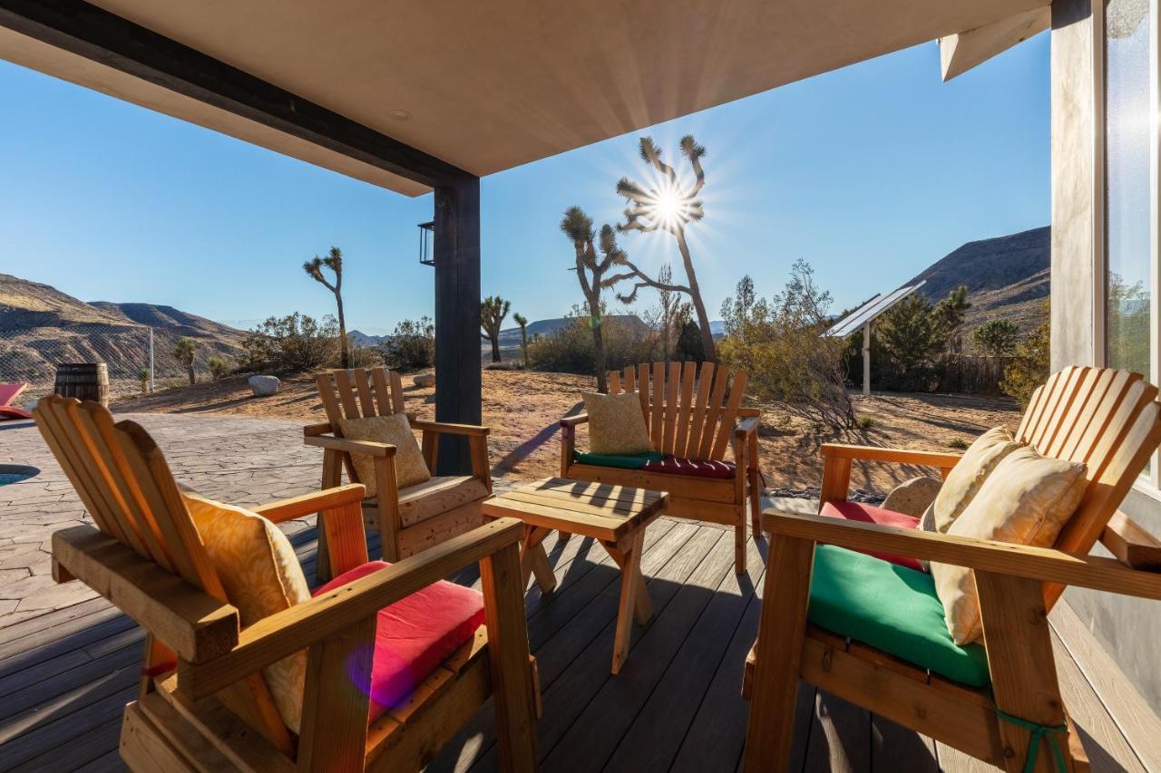 Wind Hill Hotel Yucca Valley Exterior photo