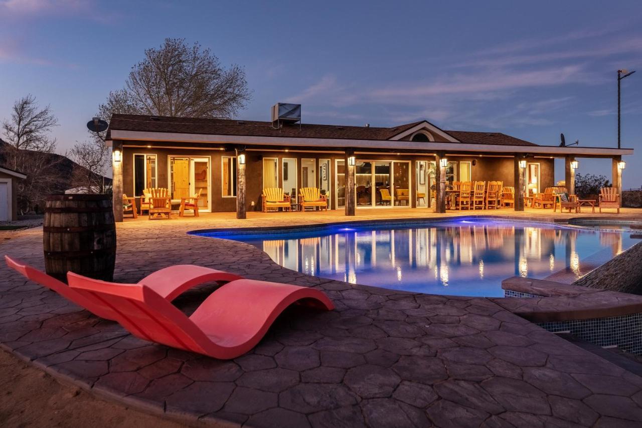 Wind Hill Hotel Yucca Valley Exterior photo